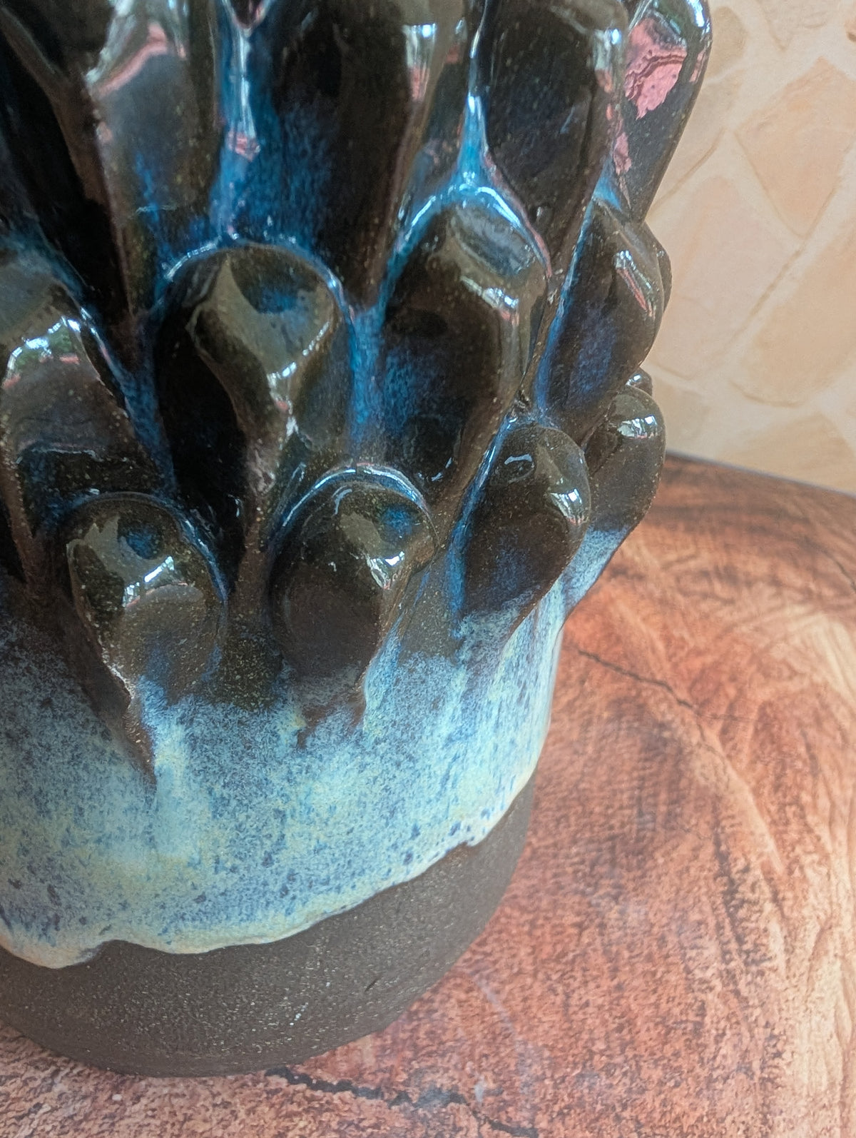 Straight BioLuminescent Vase