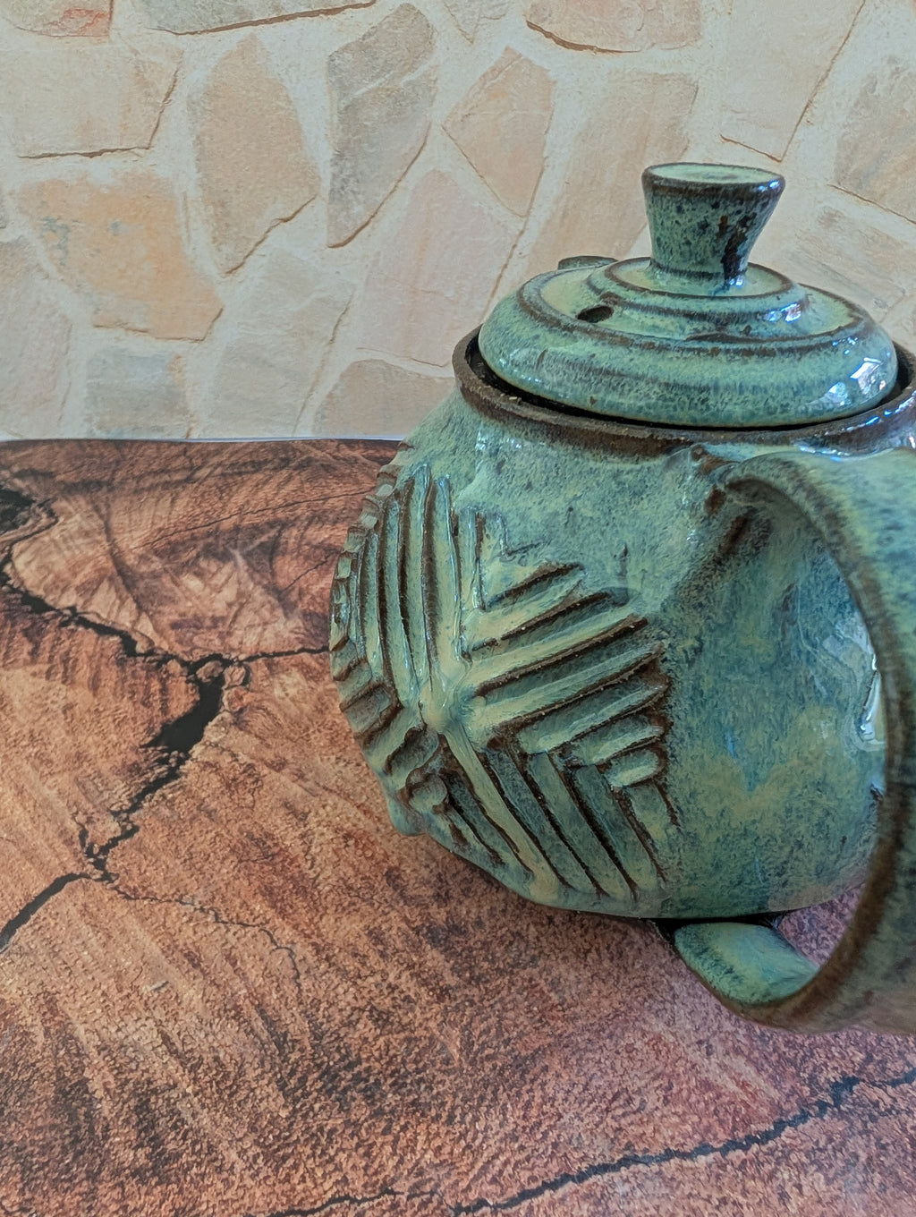 Large Sea Foam Criss Cross Tea Pot
