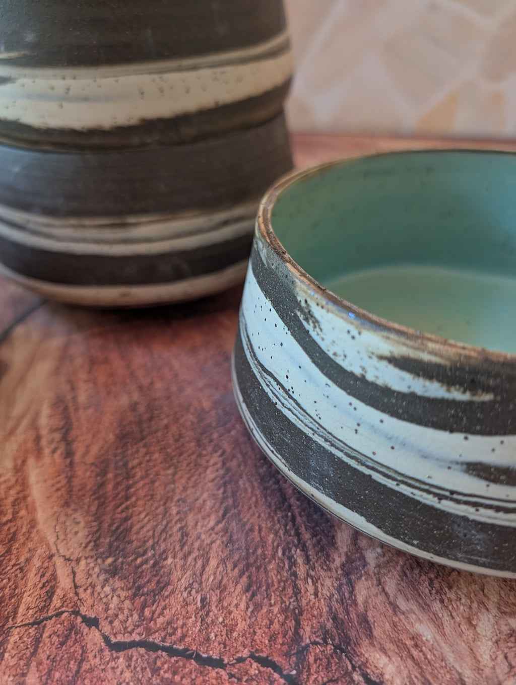 Marbled Dinner Bowls: sea foam