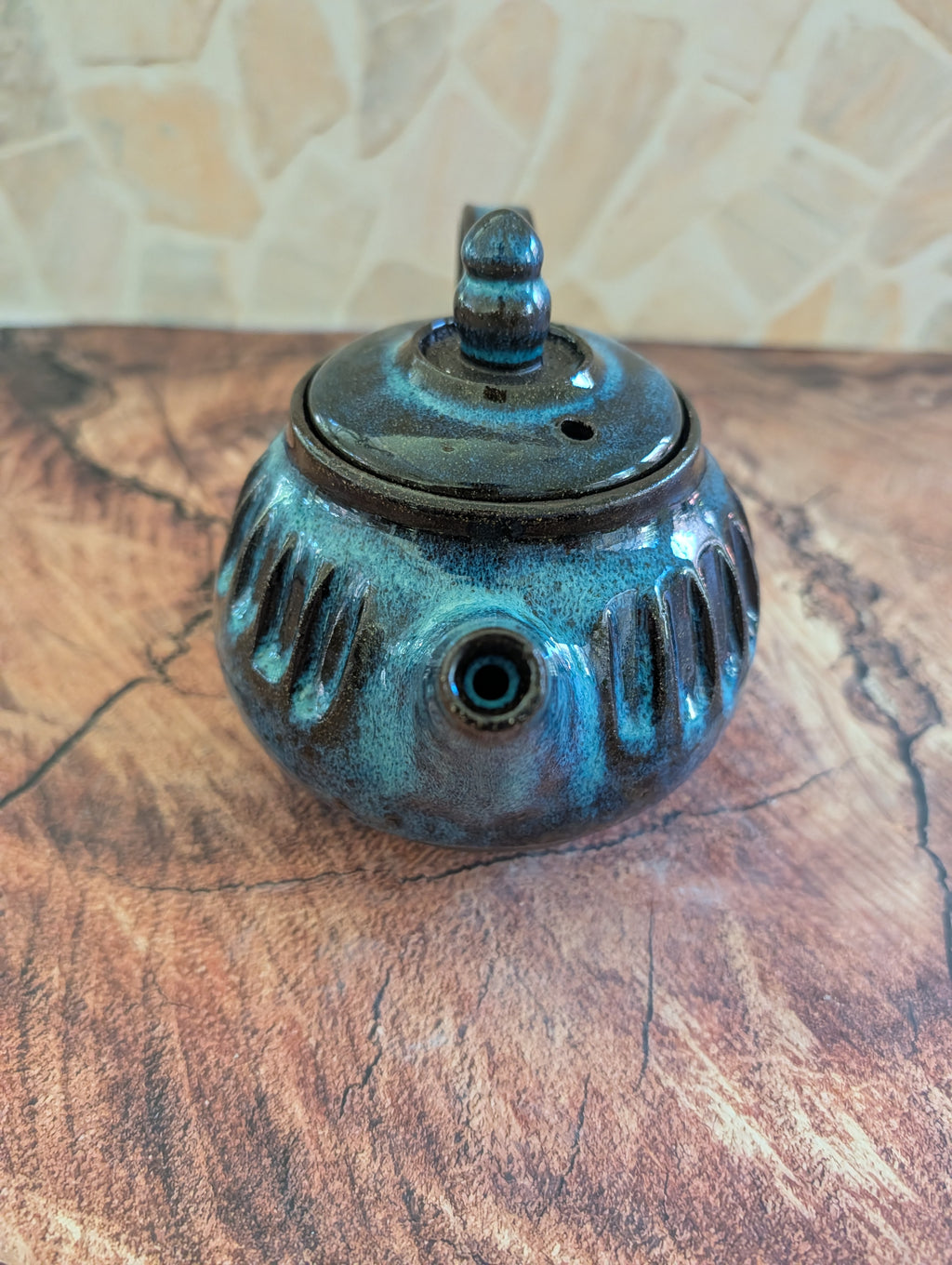 Bio Lum Thick Lines Tea Pot