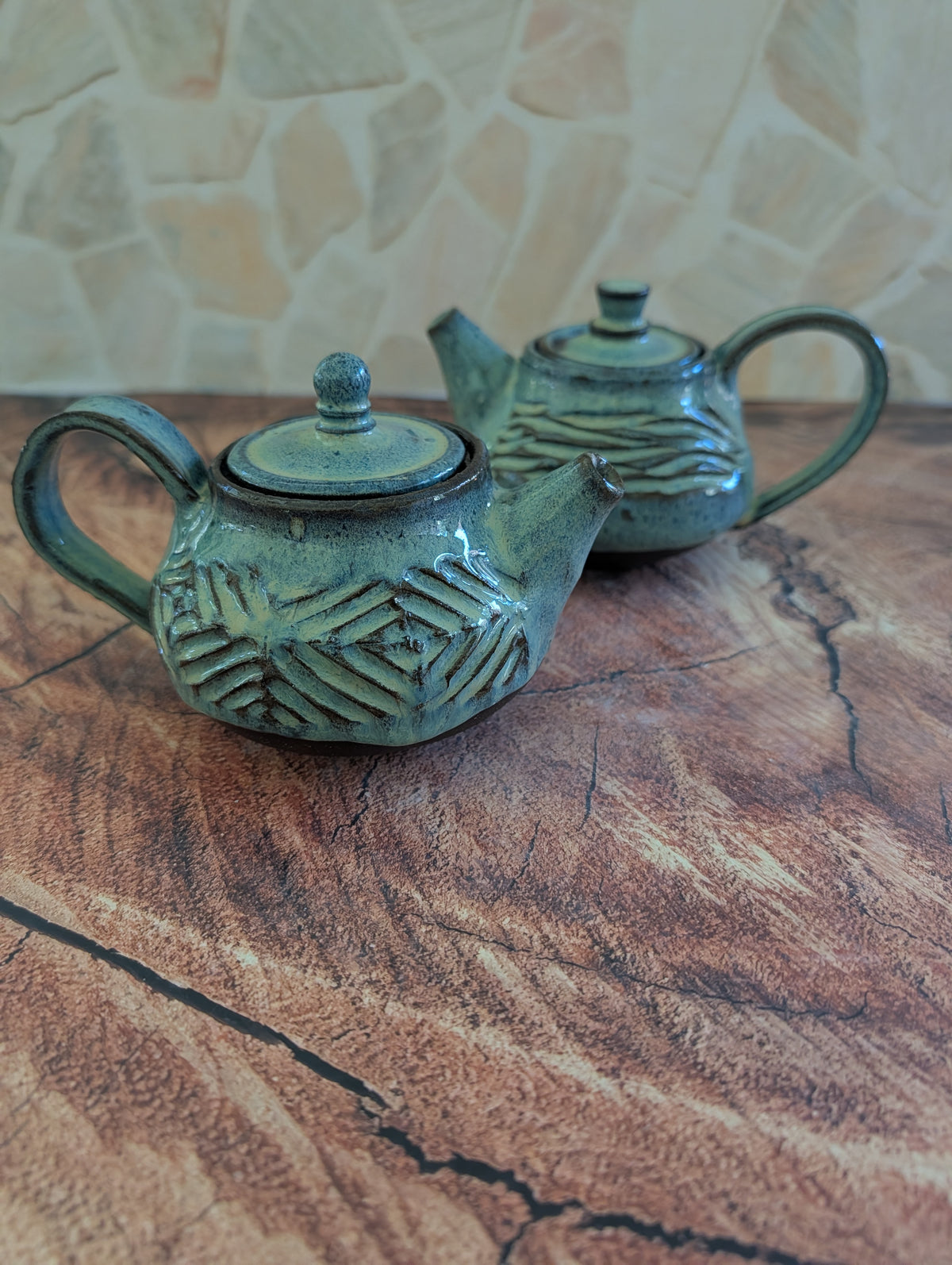 Small Sea Foam Criss Cross Tea Pot