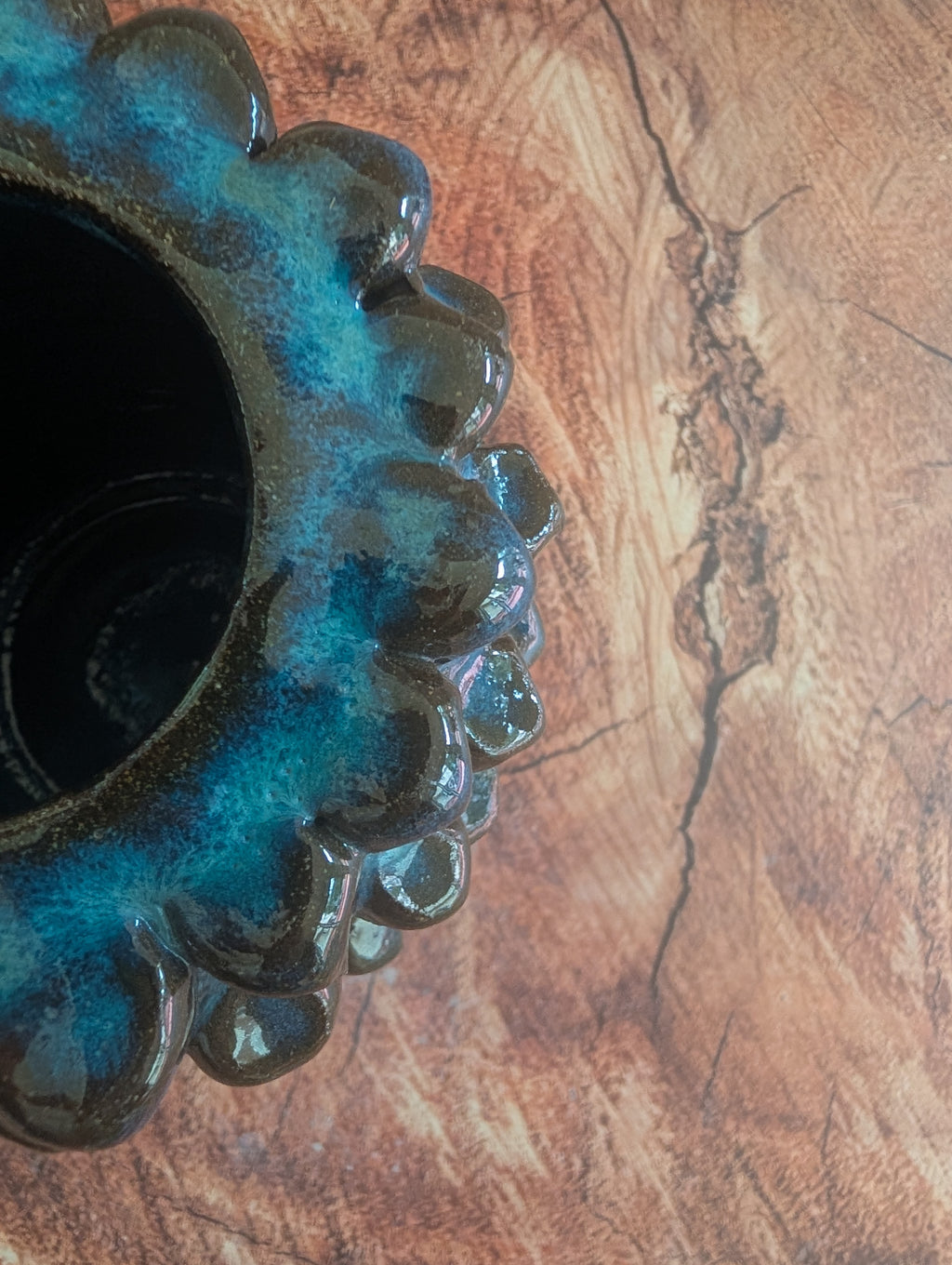 Straight BioLuminescent Vase